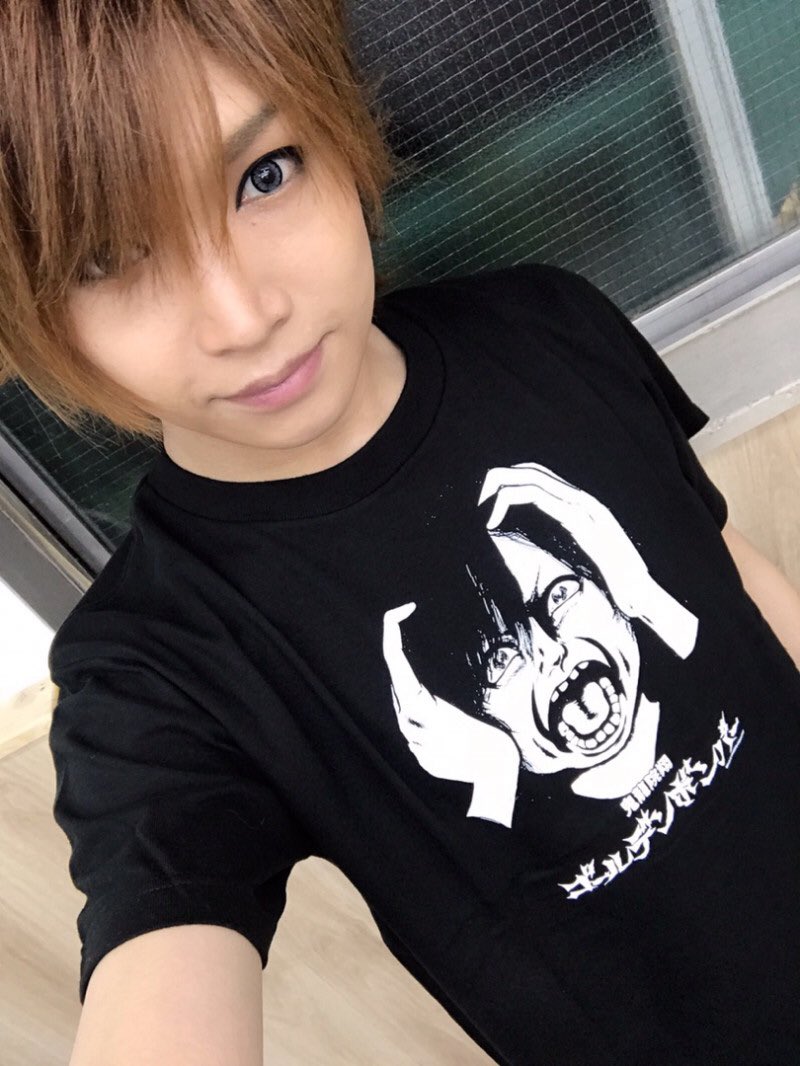 再入荷情報】 ゴールデンボンバーx楳図かずお 先月末に発売して、完売