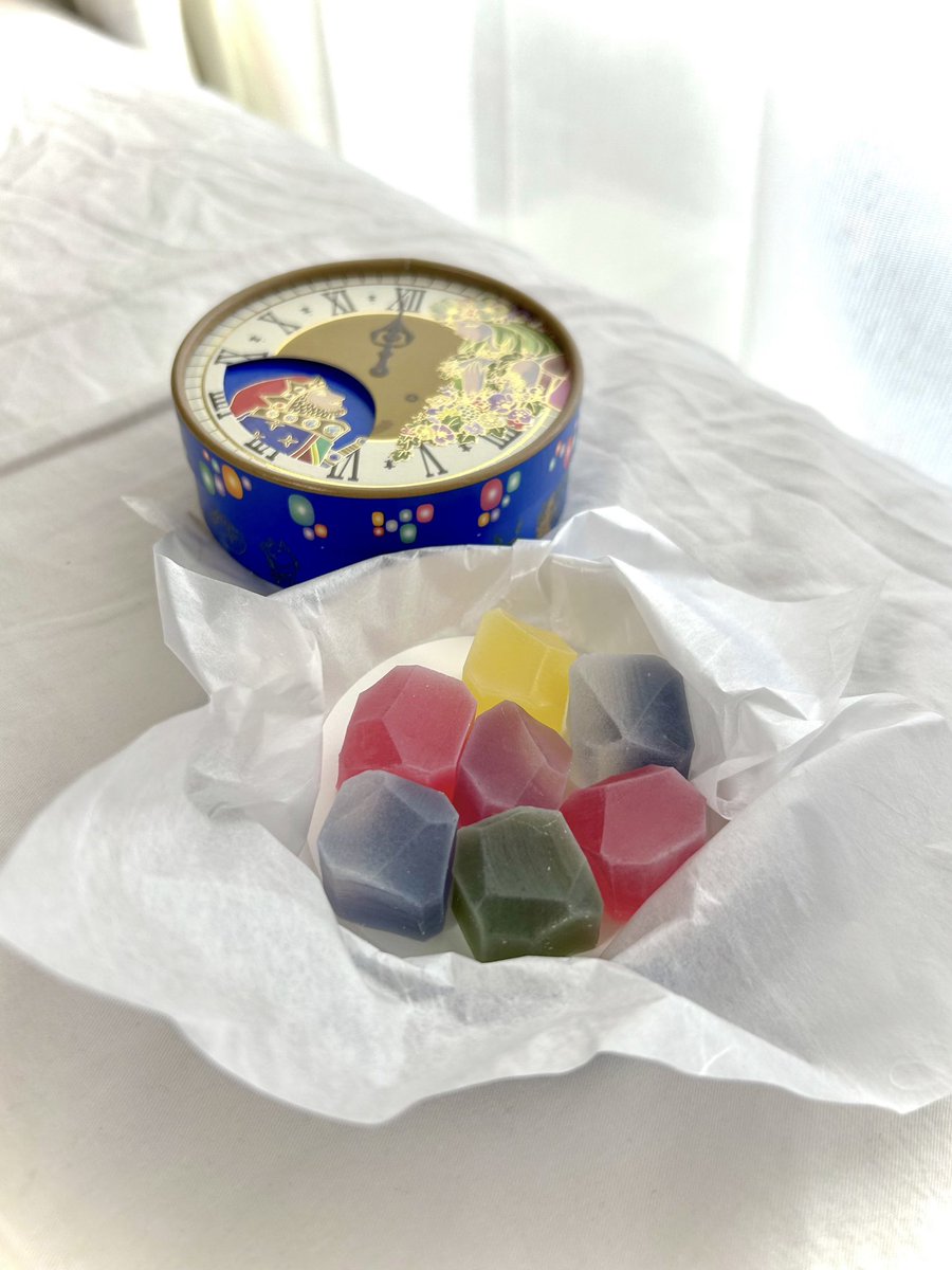 耳をすませば ビジュー缶 ジブリパーク 【美品】ジブリパーク限定 耳を