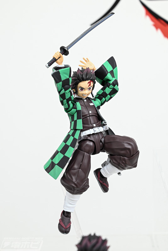 鬼滅の刃 S.H.Figuarts 竈門炭治郎 S.H.Figuarts 竈門禰豆子（参考出品