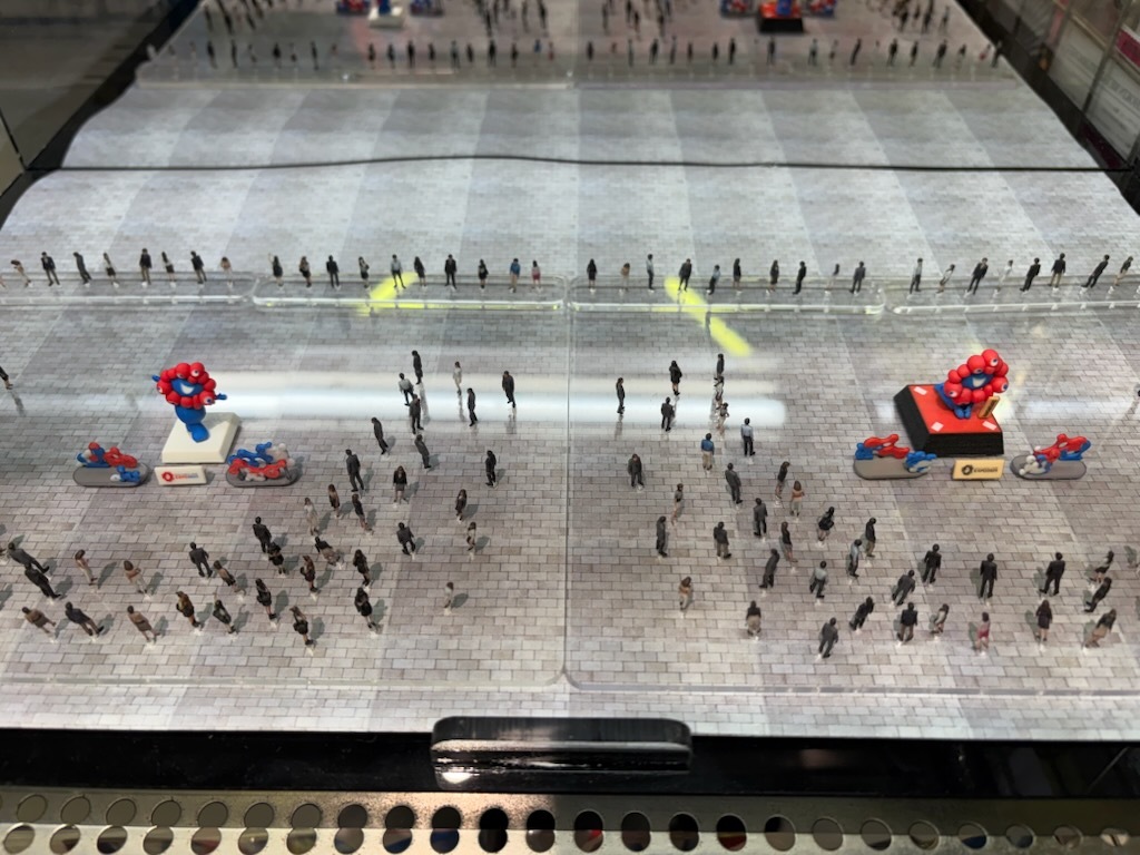 今話題沸騰のEXPO2025 ミャクミャク 1/150フィギュア 「IRASSHAI」と