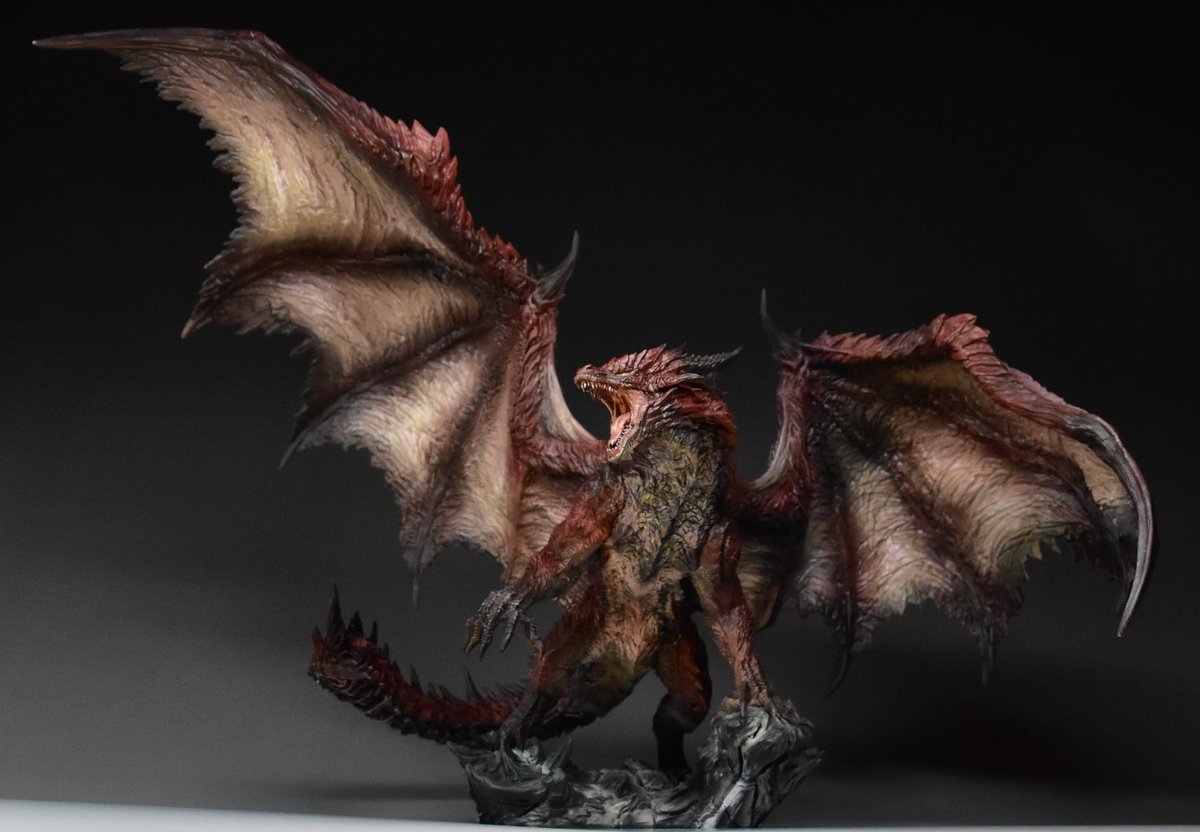 新作【赤龍 ムフェトジーヴァ】 完成しました‼️ こちらの作品は2/11