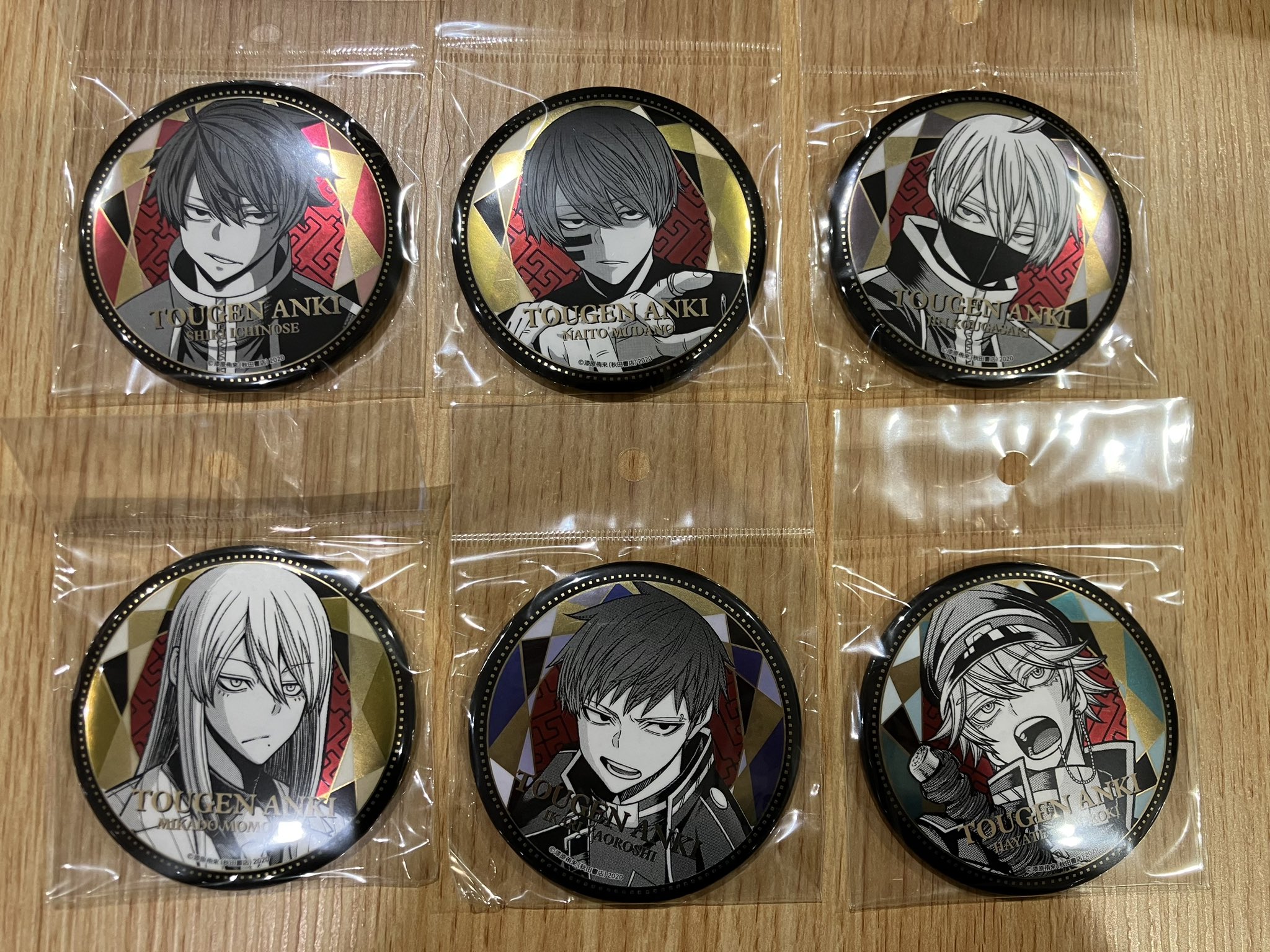 桃源暗鬼 桃角桜介 ホログラム缶バッジ ハート メタリック缶バッジ