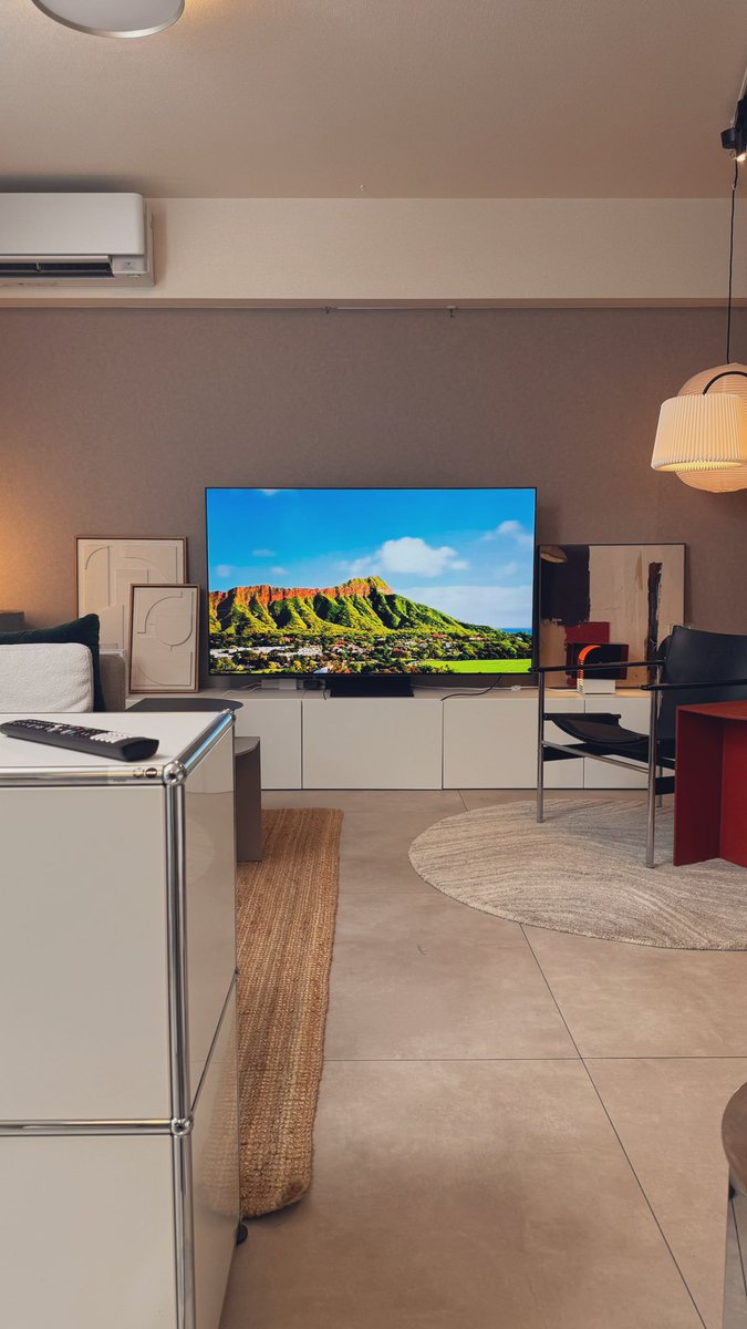 65型のTV購入してみた。リビングで大画面が楽しめるだけではなく