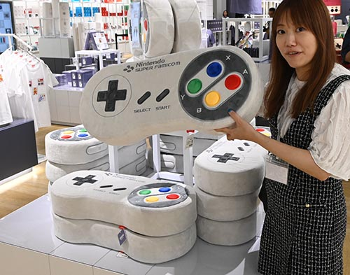 NDW更新｜コントローラーがビッグなクッションに！限定販売グッズ紹介2