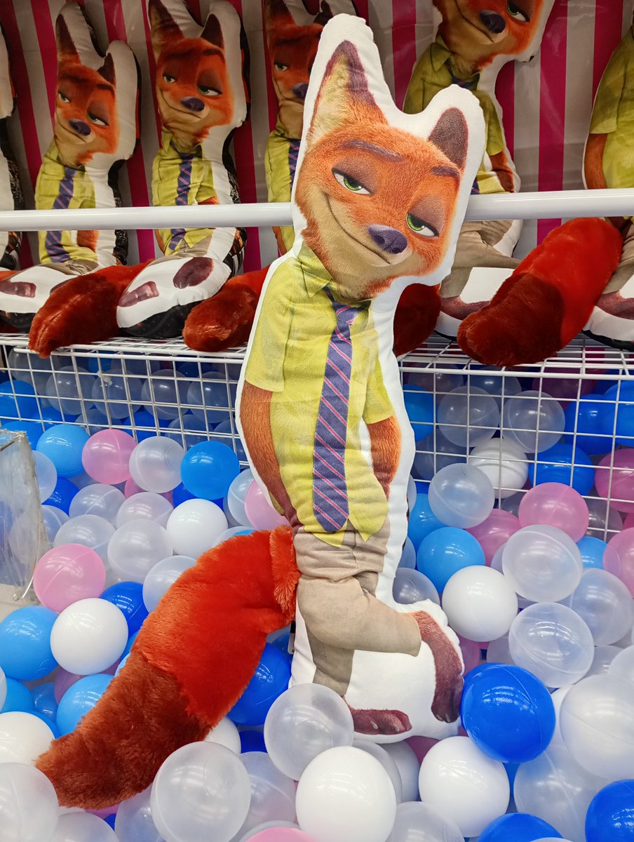 新景品情報】 #ズートピア WE LOVE YOU! -Nick Wilde- しっぽ付き