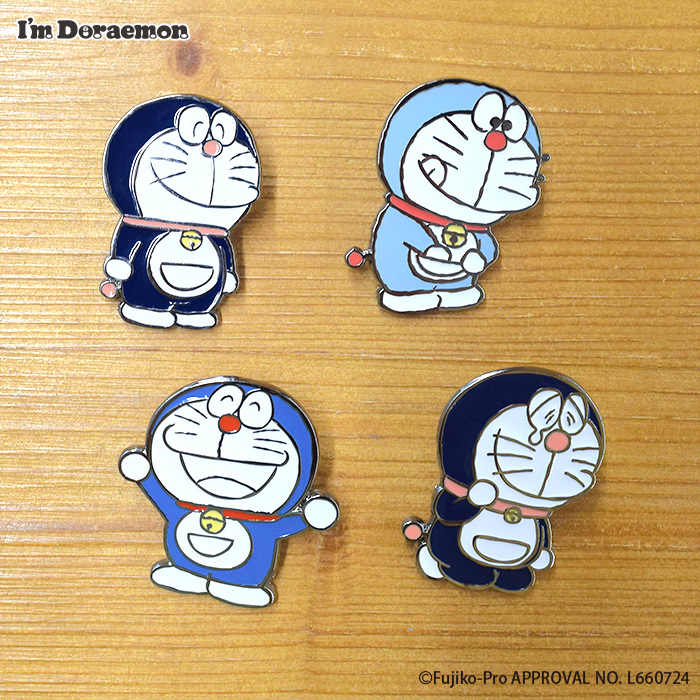 ドラえもんの様々な表情が可愛らしいピンバッジ！どのデザインが入って