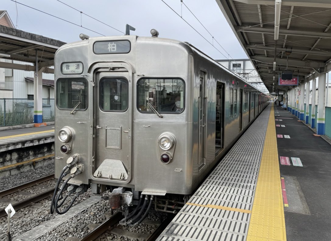 幻の東武8000系ステンレス試作車