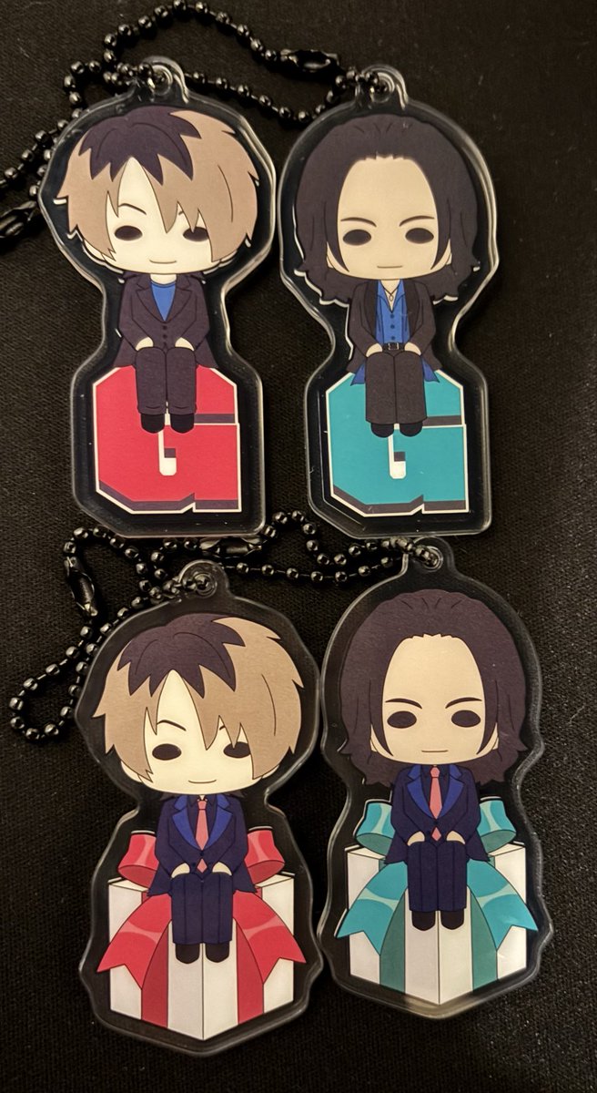 すわりんこアクリルキーホルダー 8個購入も全種揃わず(ノ_＜) 求