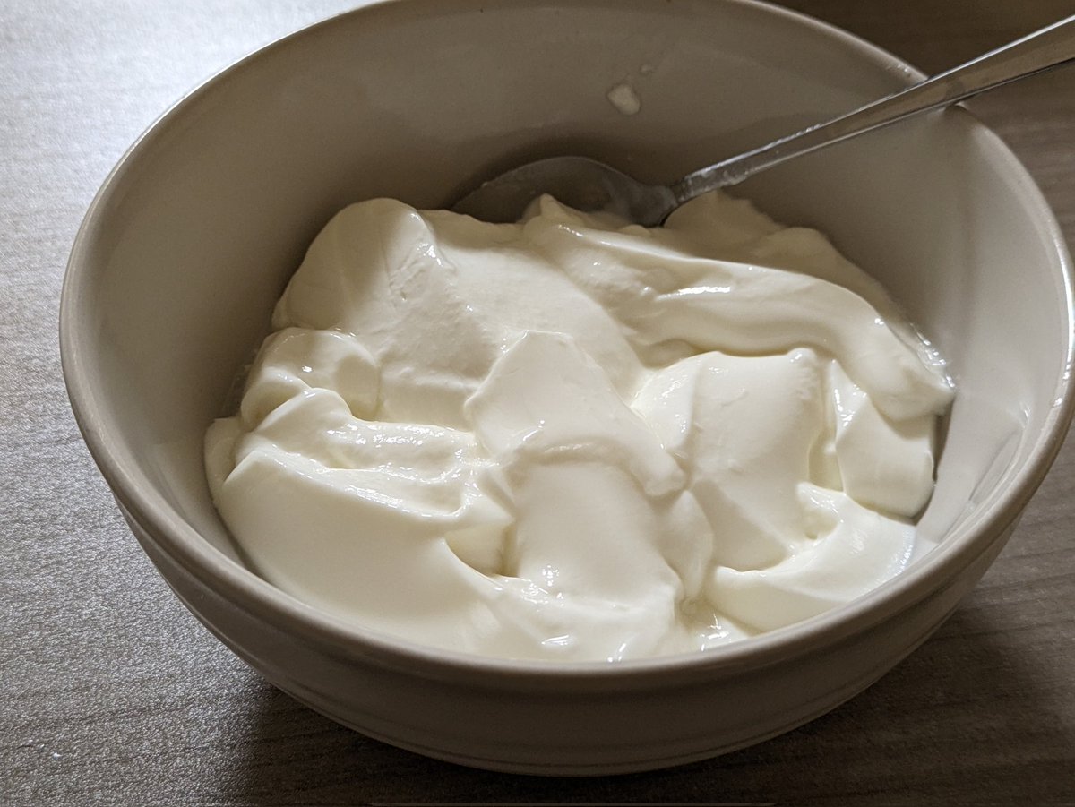 今日もお疲れ様🙋 デザートはパンナコッタ😚