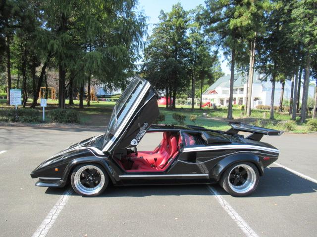 ランボルギーニ カウンタックの価格・新型情報・グレード諸元 価格.com