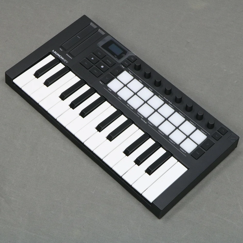 Novation Launchkey 25 MK4 | 違いと比較 Picuna