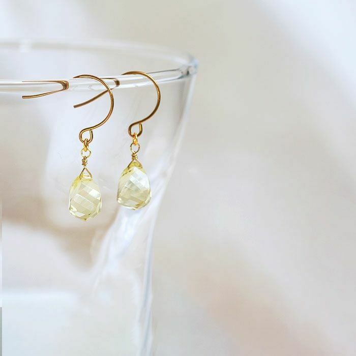 天然石のツイストカット/レモンクオーツ チタンピアスの通販SHOP