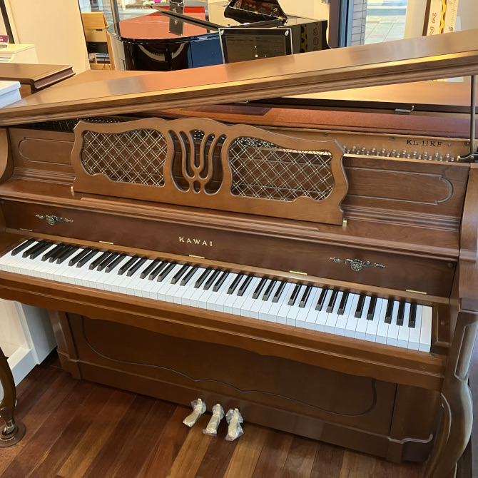 中古》YU1Wn ヤマハアップライトピアノ | ご成約済み商品 | 大阪・本町