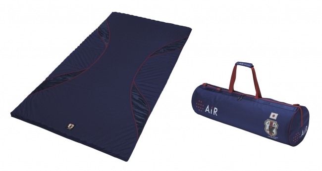 東京西川の［エアー］シリーズに、サッカー日本代表モデルが登場