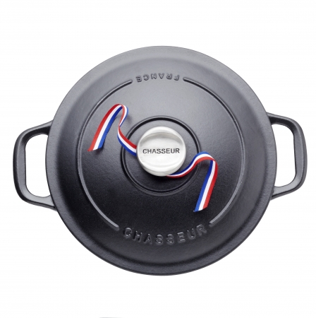 日本上陸10周年記念 フランス製 高級鋳物ホーロー鍋「CHASSEUR