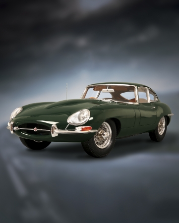 ジャガーが生んだ最高峰のスポーツカーを完全再現！ 週刊『ジャガー・E