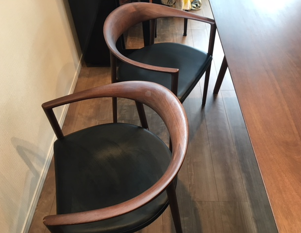 初心者でも出来た！！ダイニングチェアのメンテナンス - 都内で二世帯