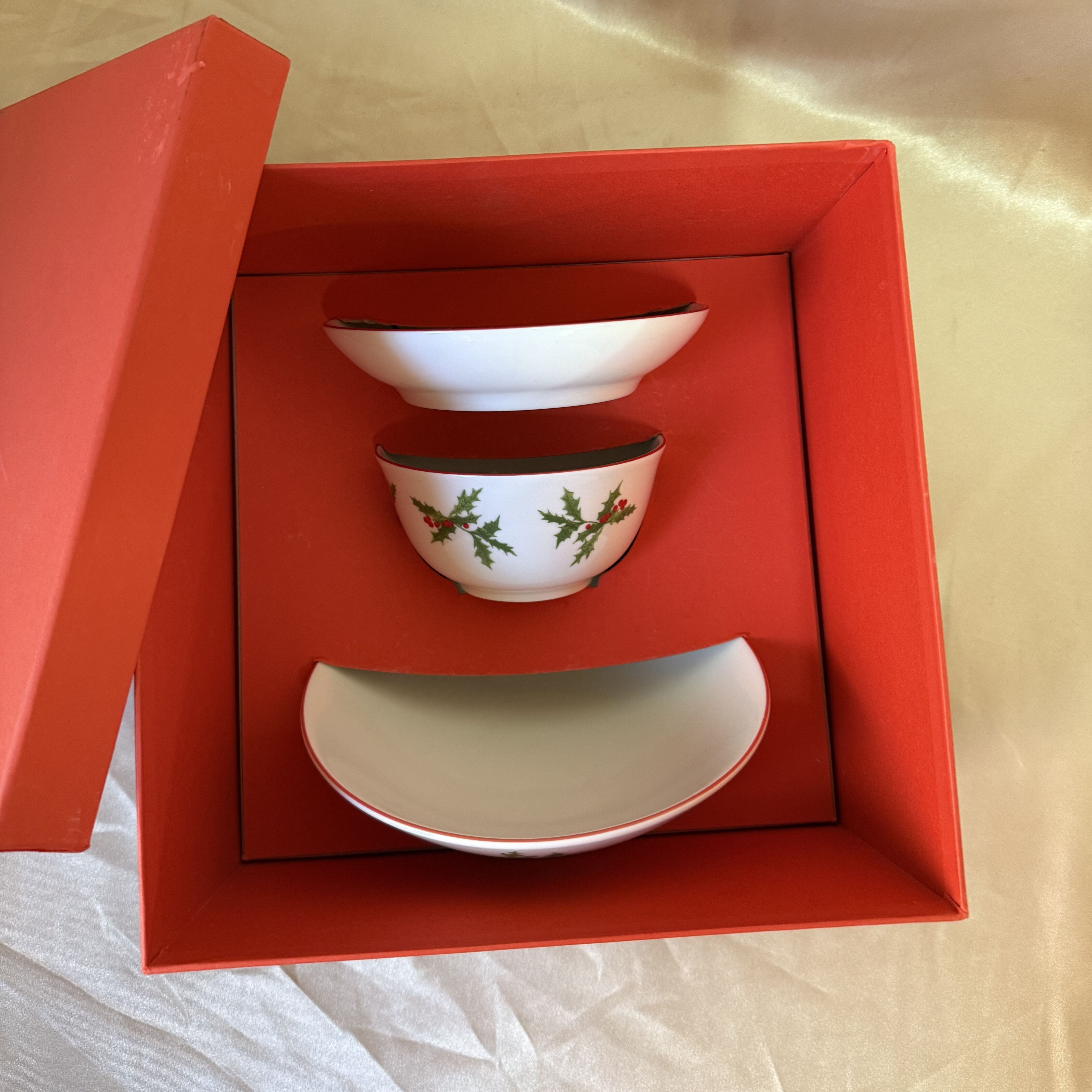Richard Ginori Holly Berry Christmas Holiday Rice Bowl Saucer Set 0069