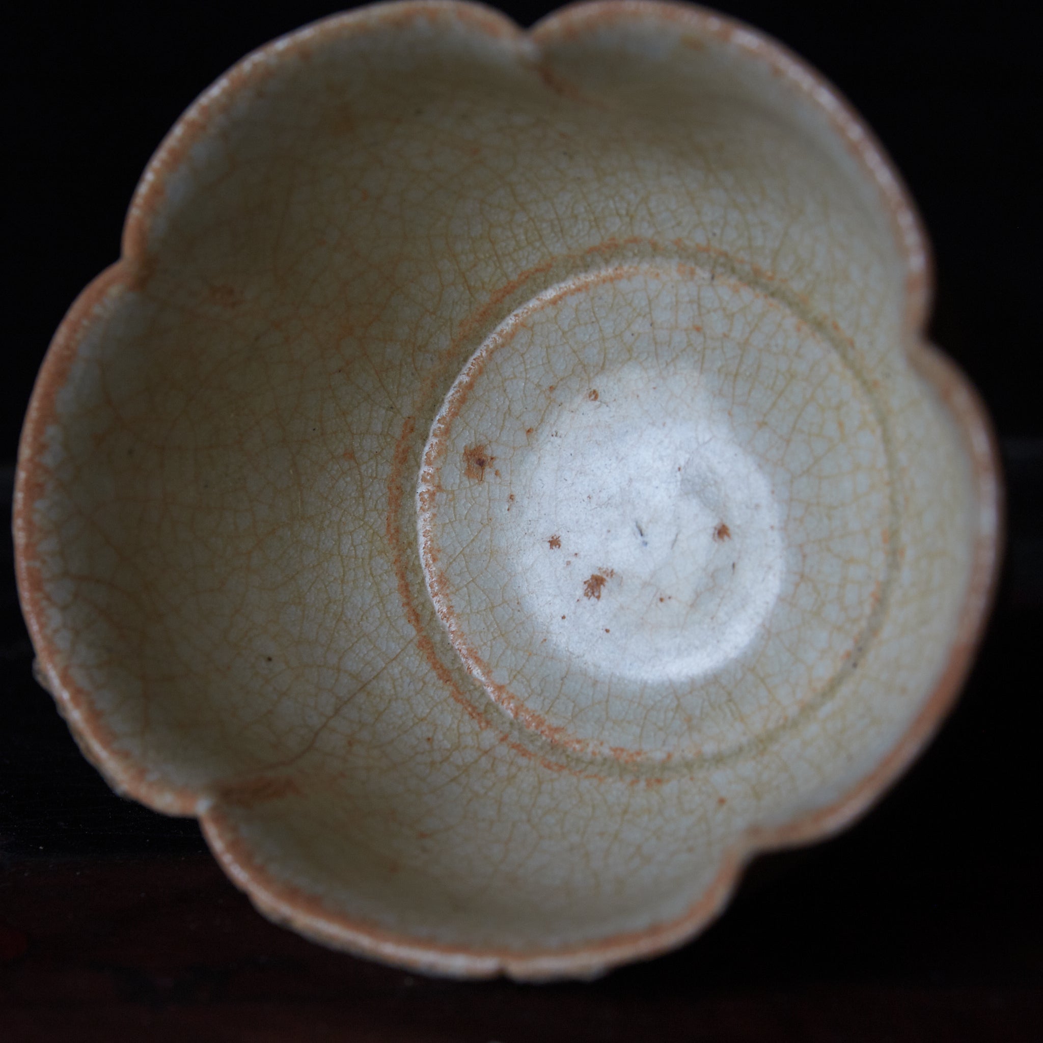 宋代 湖田窯 影青 青白磁花口杯（960–1279CE） | 入蘆花（ロカニイル）