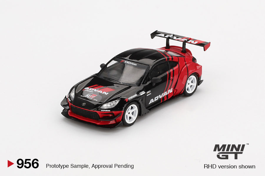MINI GT MGT00956-R 1/64 Toyota GR86 HKS Type R ADVAN 東京オート