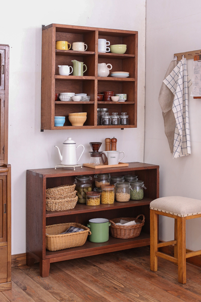 レトロな棚でおしゃれな空間に！デザインとインテリア実例まとめ