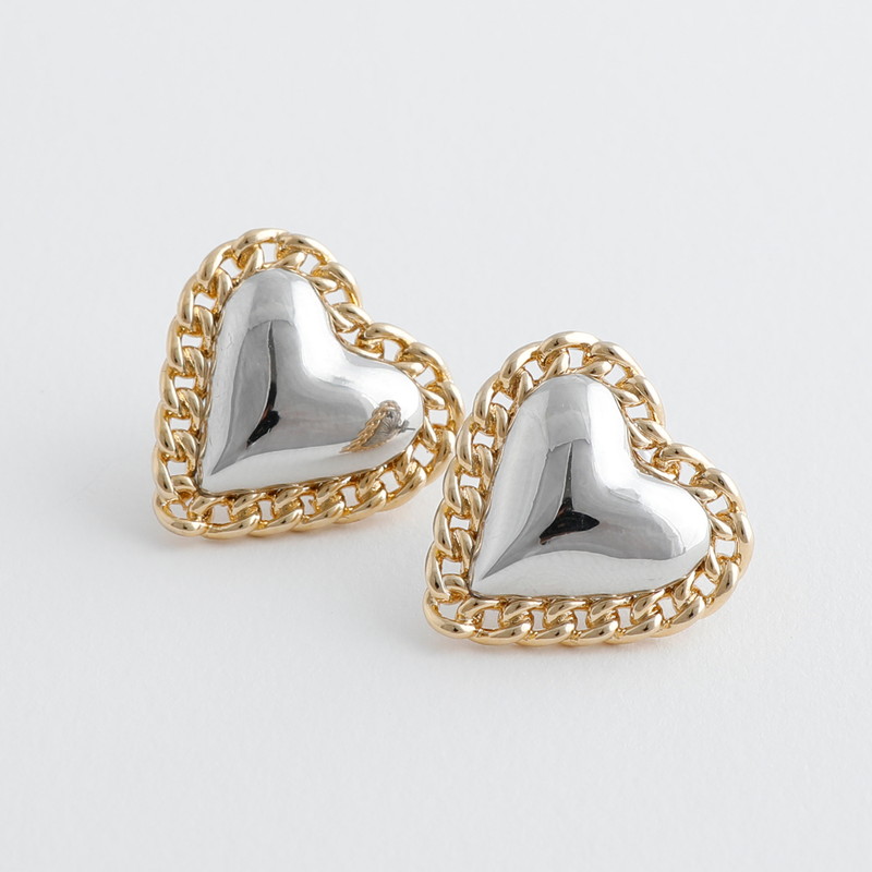 JewCas ハートチェーンピアス[JC4901]｜小売店・店舗様専用