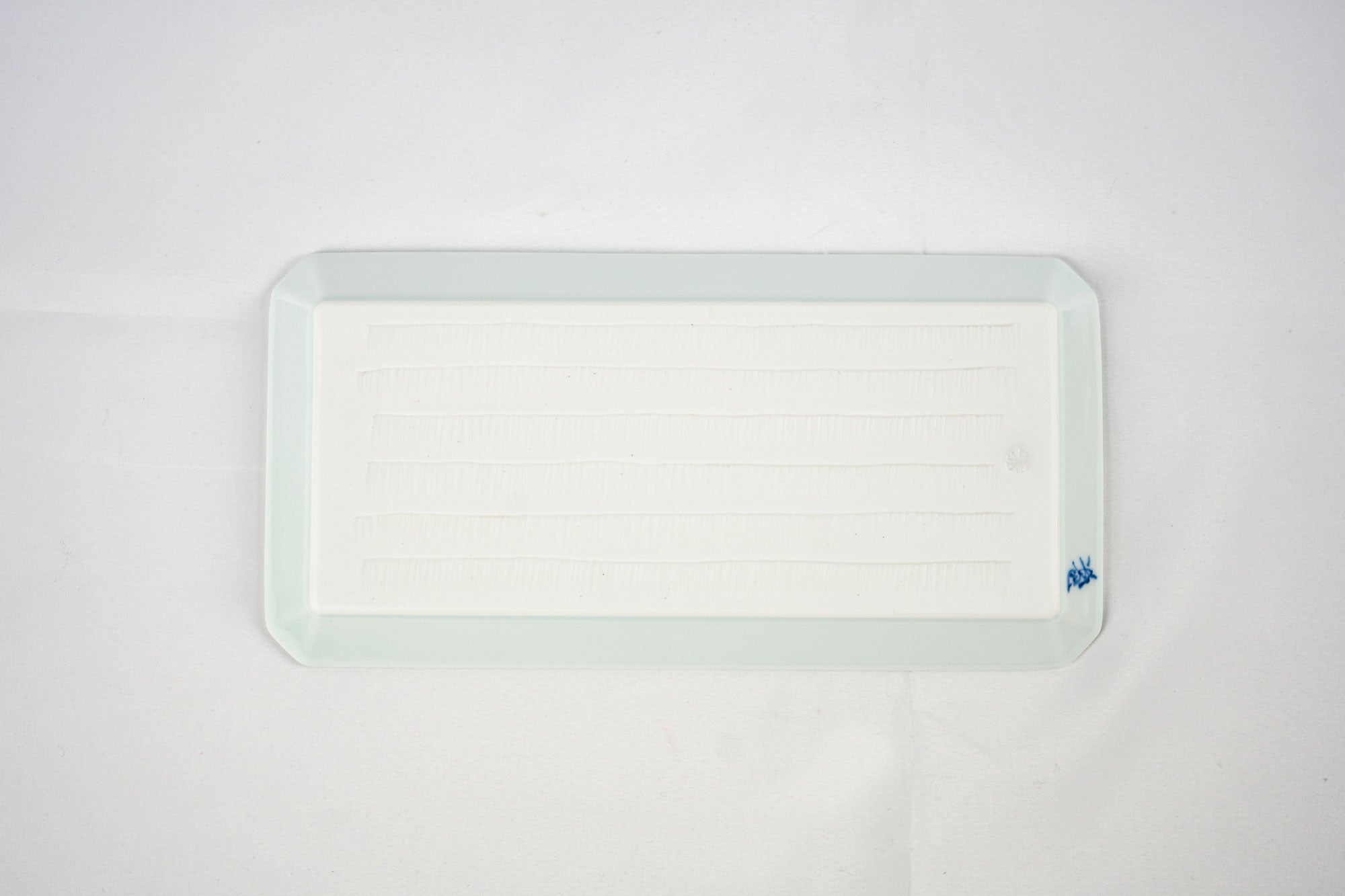 染付魚（骨）長角皿（中） – rashiku