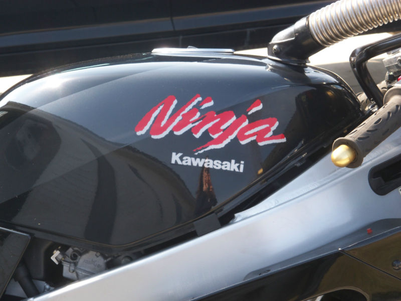 They Made Them In Black? 1990 Kawasaki ZX7 H2 Ninja - Rare