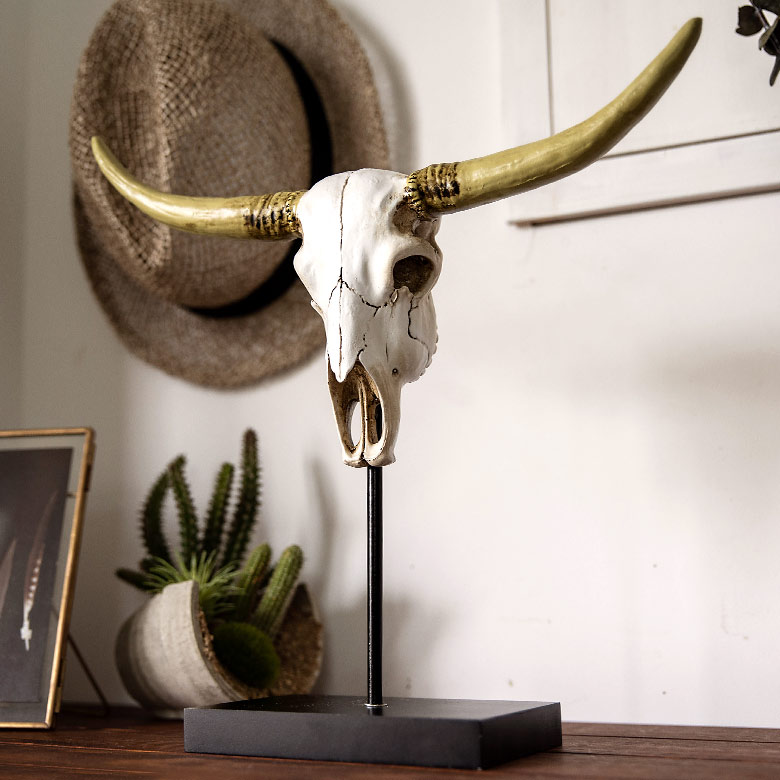 バッファロー オブジェ スタンド付き 卓上サイズ レジン製 [66725