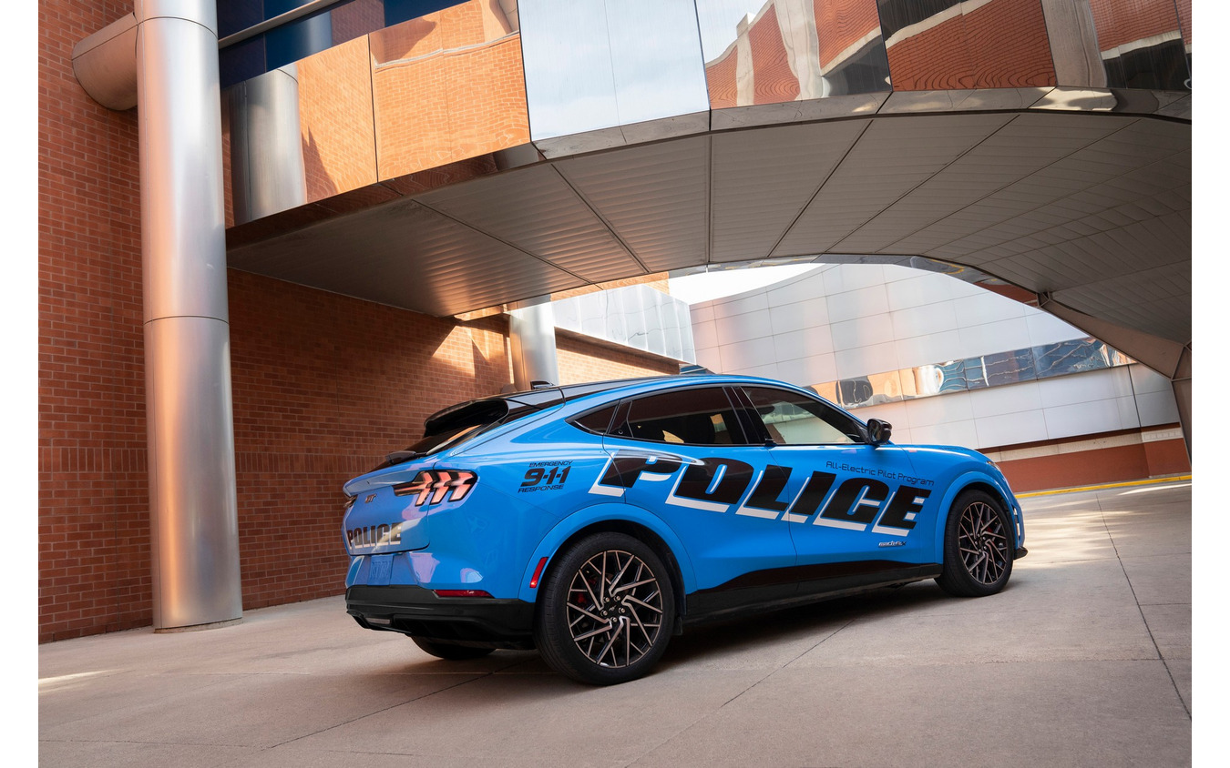 フォード マスタングEV にポリスカー、プロトタイプ発表 | レスポンス