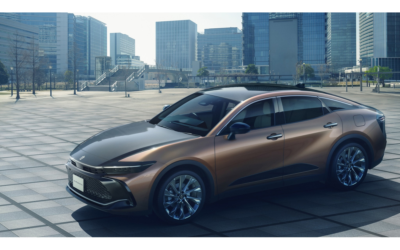 トヨタ クラウン 新型】最初のスケッチから実現した色とバイトーン