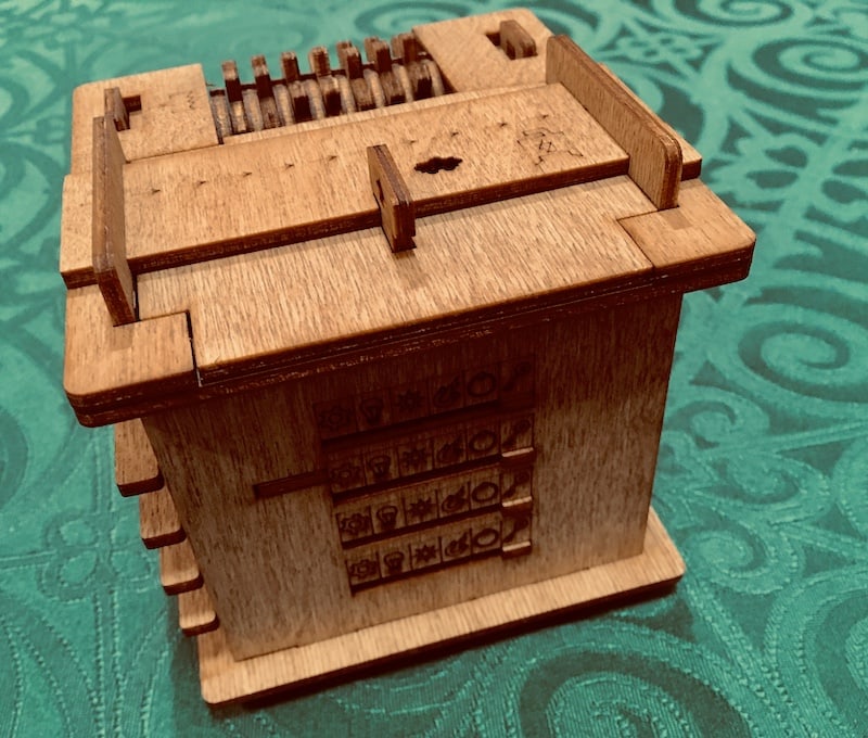 iDventure - Cluebox Schrodinger's Cat [Review] - Room Escape Artist