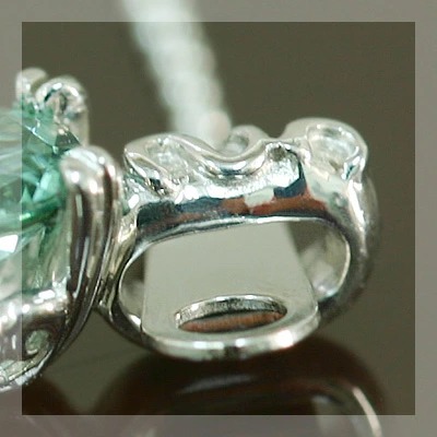 グリーントルマリンツタの葉ペンダントトップ PT900 K18 K10対応