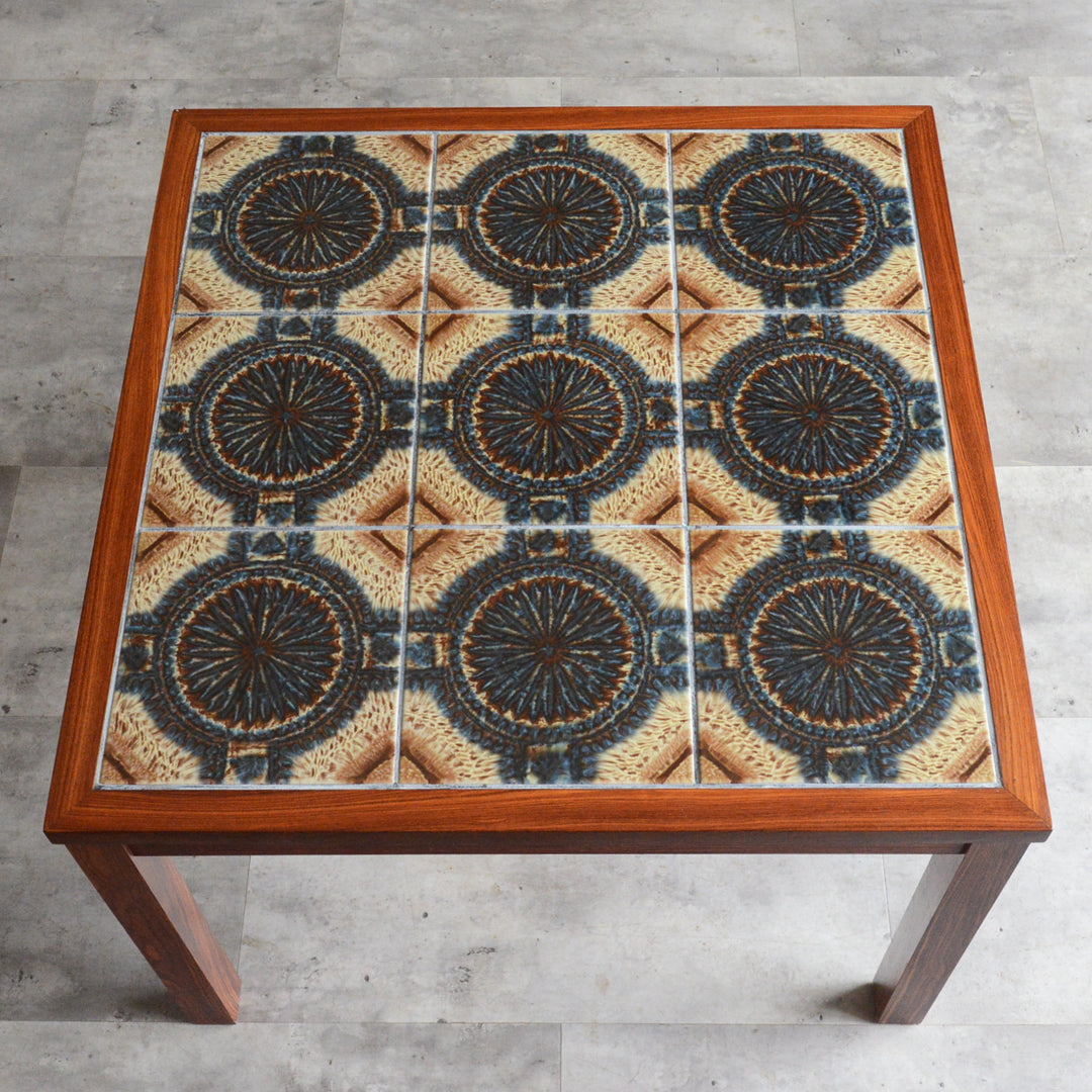 デンマークヴィンテージ タイルトップローテーブル P-17（ローズウッド