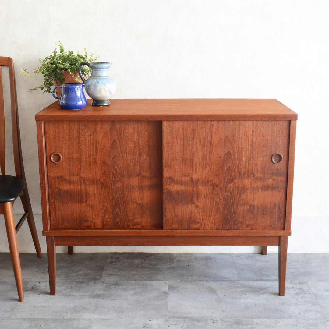 デンマーク ヴィンテージ チーク キャビネット/サイドボード 3-62