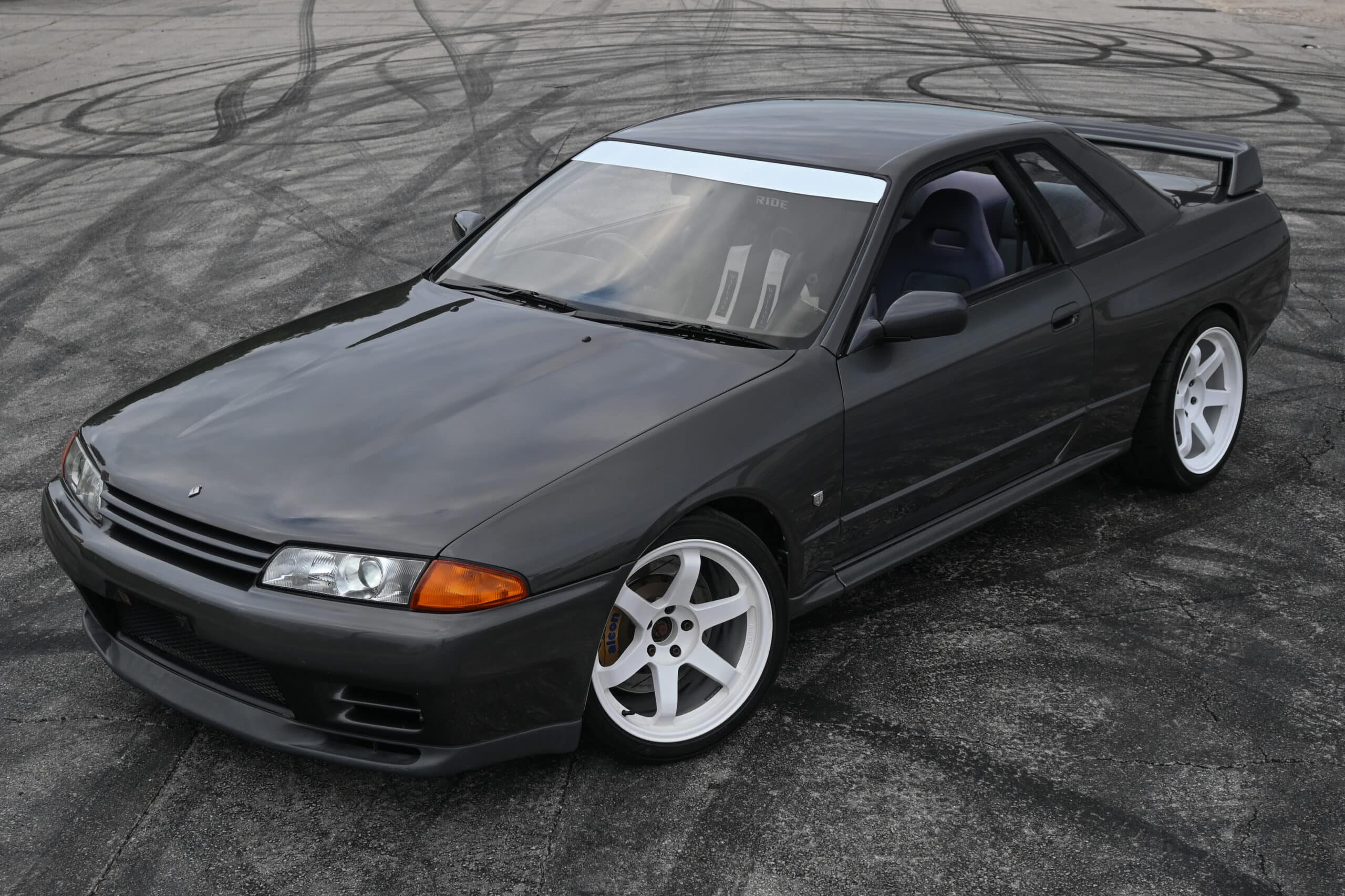 1993 Nissan Skyline GT-R R32 | Esprit Customer Car | HKS V-Cam & F
