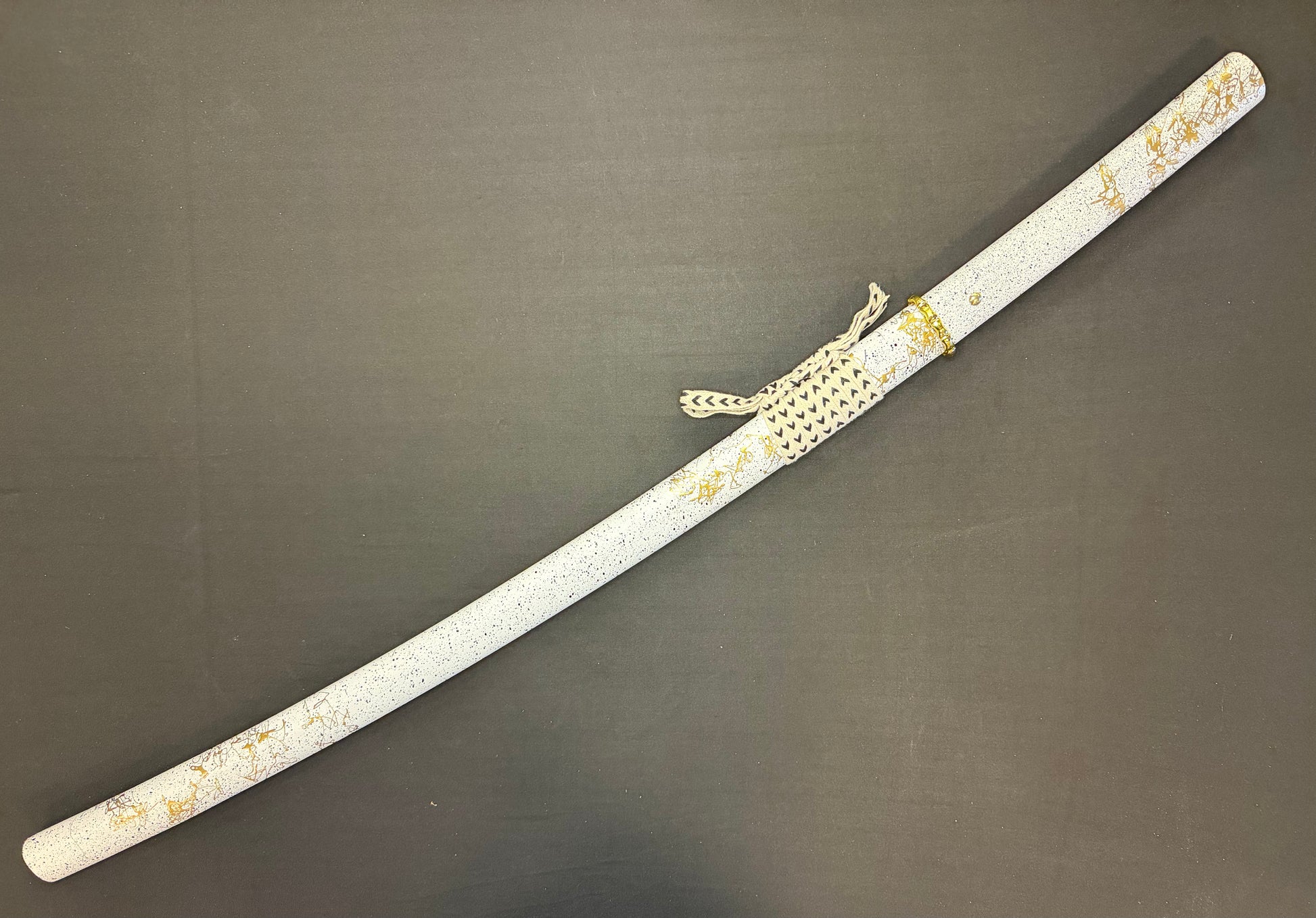 Phoenix Armory Katana - Ghost of Yotei Gilded Dawn 65Mn – RVA Katana