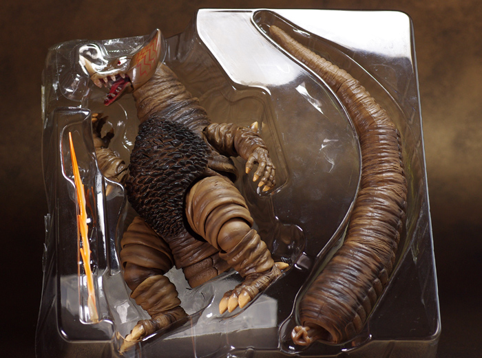 ULTRAACT ゴモラ レビュー