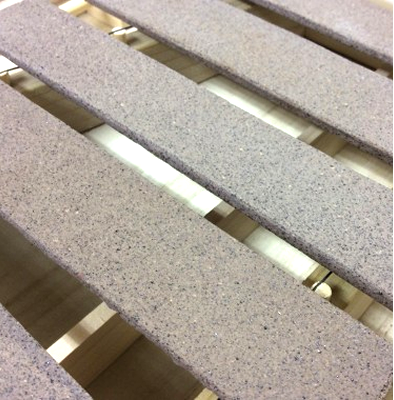 癒しの音を奏でる天然石サヌカイト｜サヌカイトの里