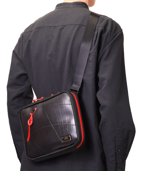 オーガナイザーショルダーバッグ MAX | 日本職人が作るメンズ トート