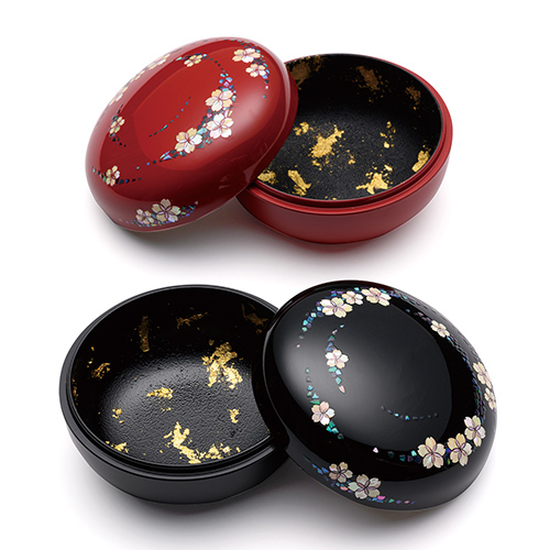 高岡漆器螺鈿小物入れ｜鮑貝特有のきらめきが美しい、桜柄の螺鈿