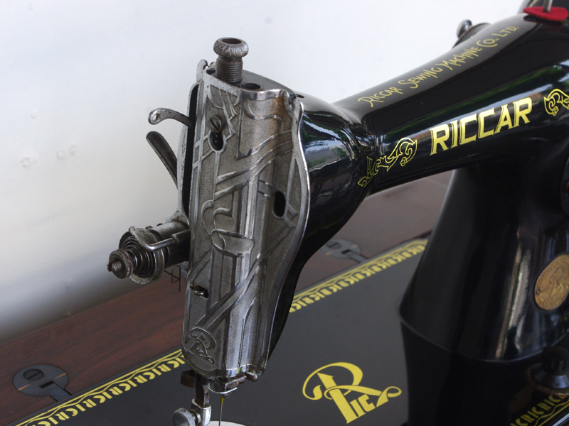 No.572 RICCAR リッカー製 家庭用足踏みミシン：アンティークミシン
