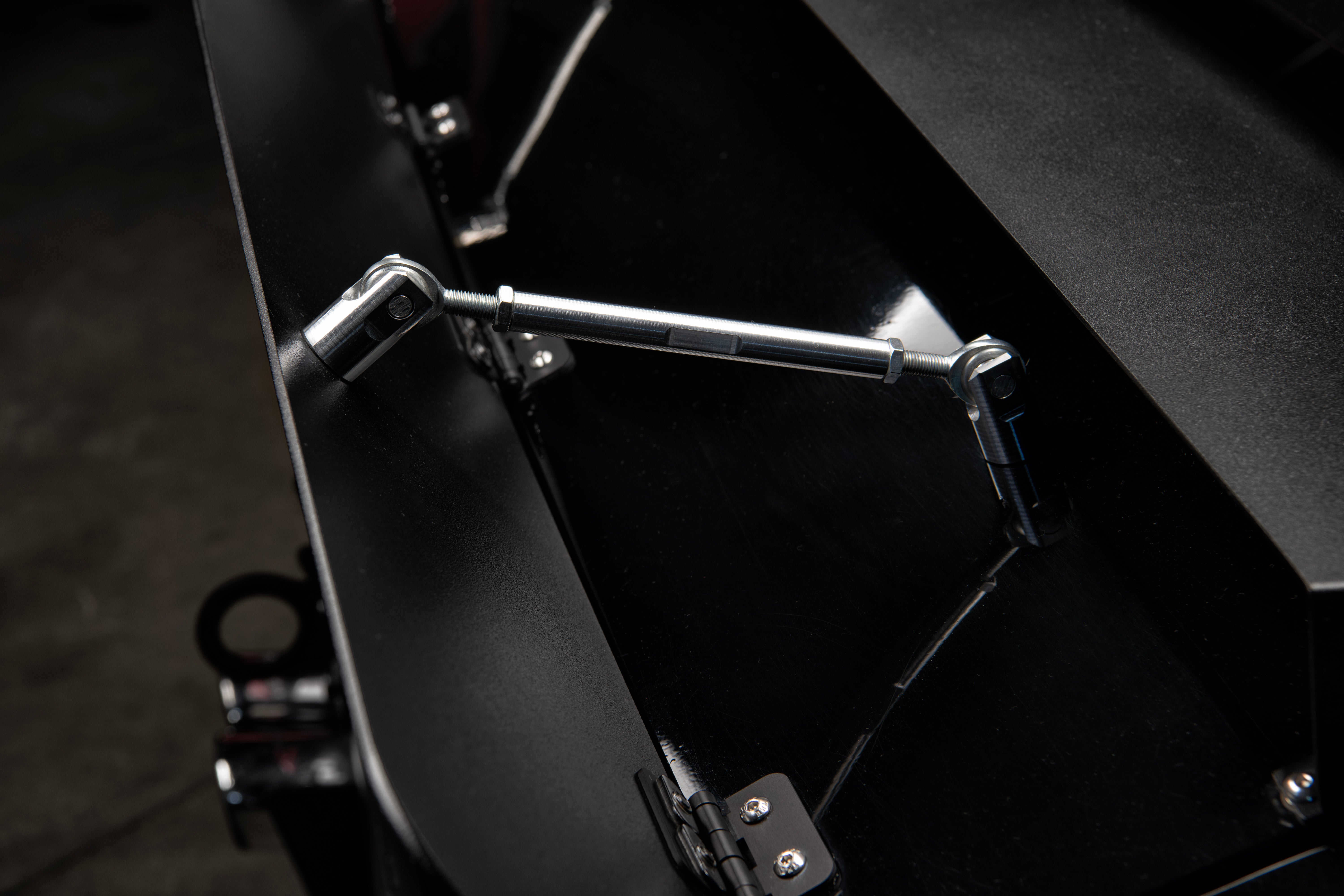 280ZSpoiler2.jpg?v=1709598011&