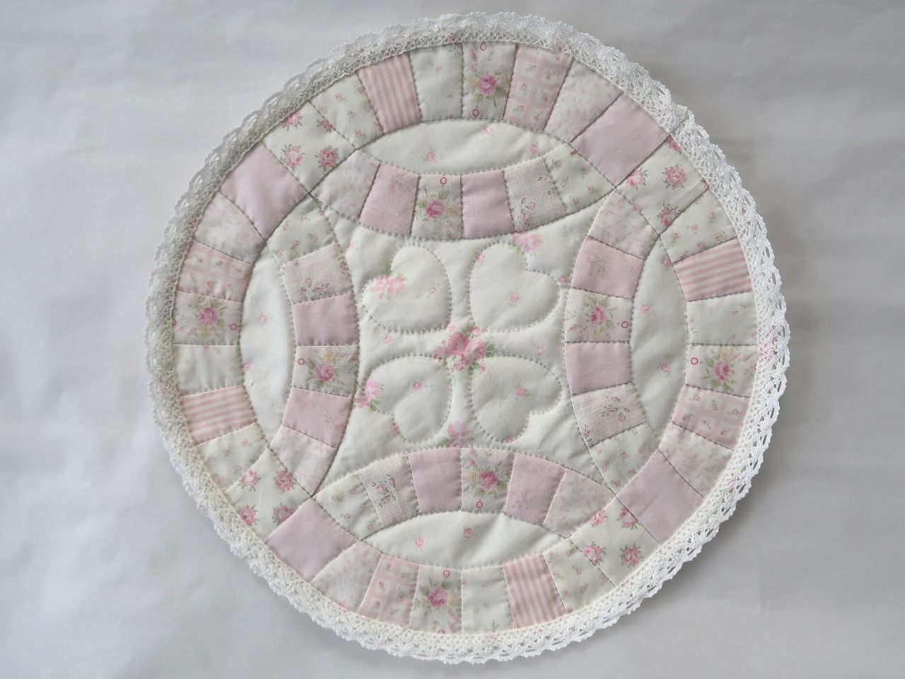 ドイリー、クロス、テーブルセンター | フラワーバスケット｜末富