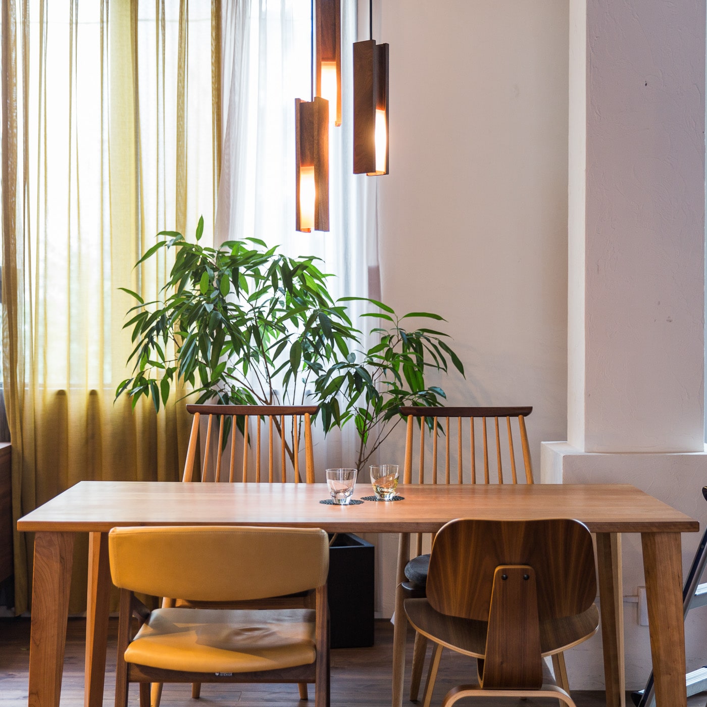 ファロス ペンダントライト 3連タイプ (カラーウォールナット