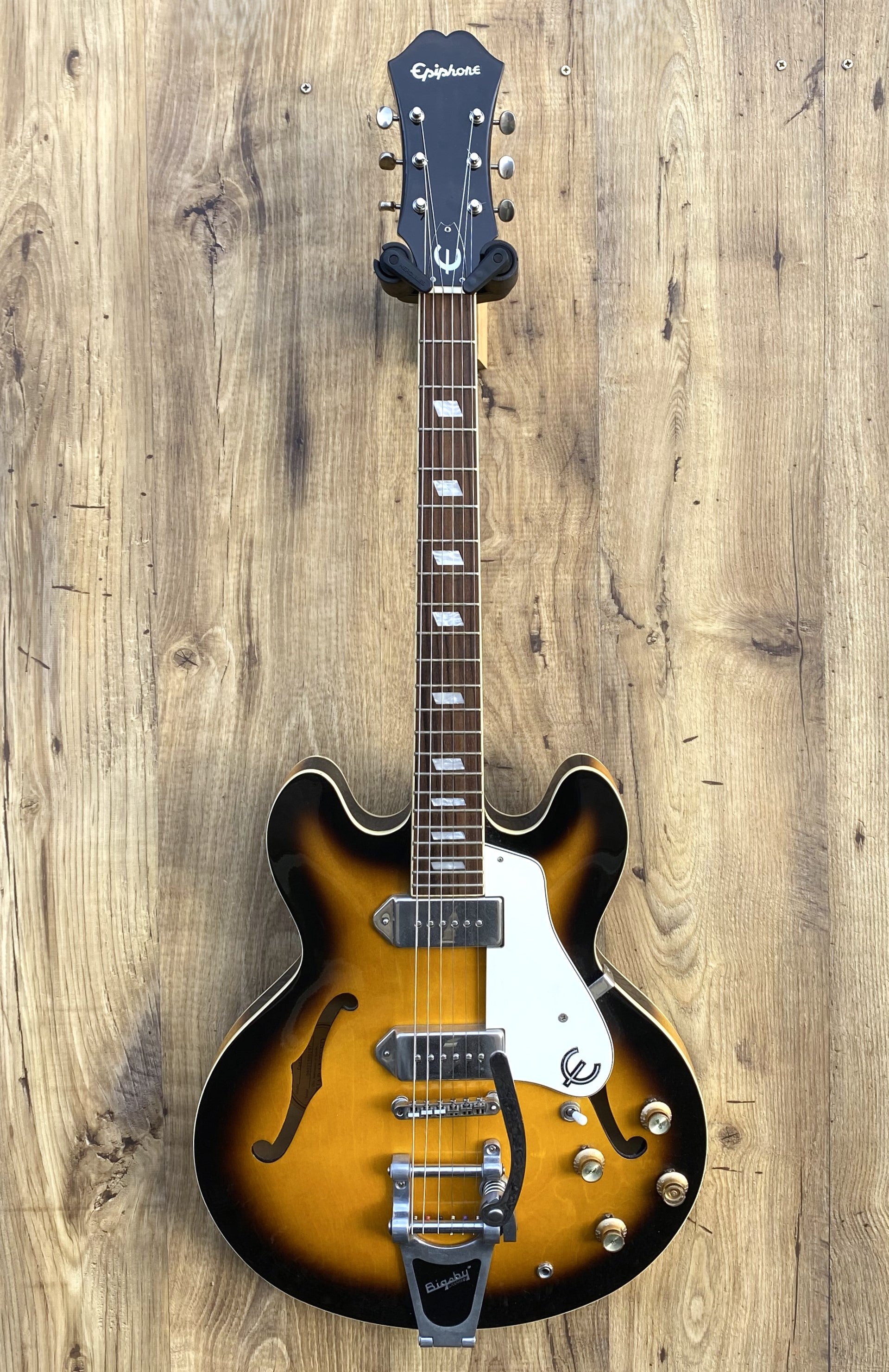 Epiphone Casino 2009 Vintage Sunburst With Bigsby – Reidys Home Of