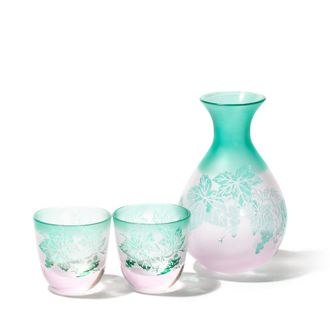 彫刻 夢柄子 ぶどう紋 酒器三点揃 ピンク/グリーン 盃55ml 徳利210ml