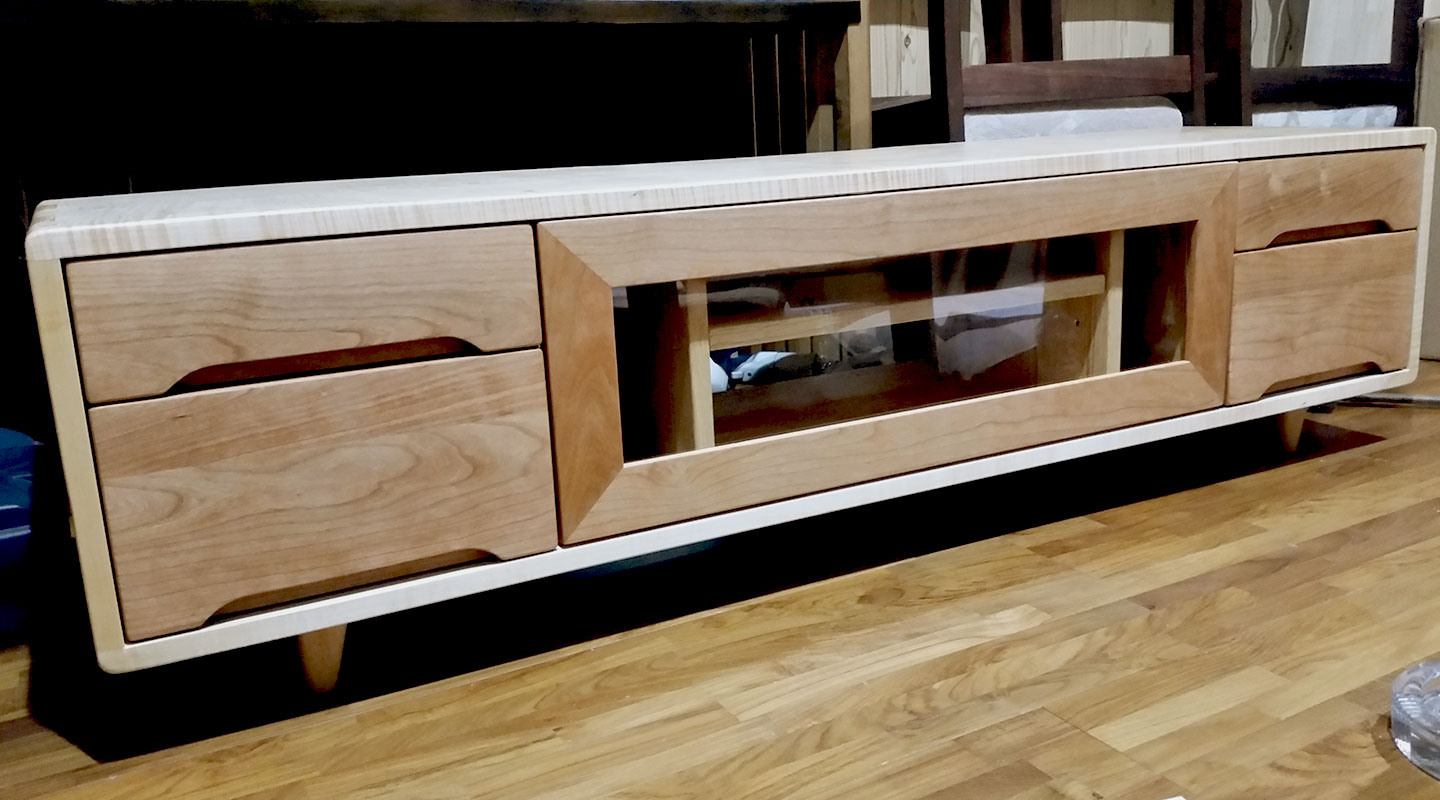 DIYアイディア集「テレビ台」 - 木材通販のマルトクショップ