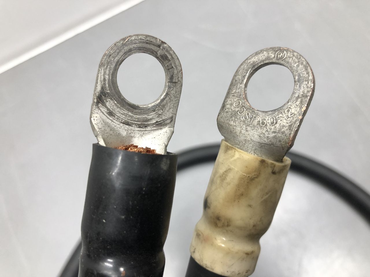 Cam-Lok カムロック 電源ケーブル E1016 オス⇔丸端子 R60-12 300A