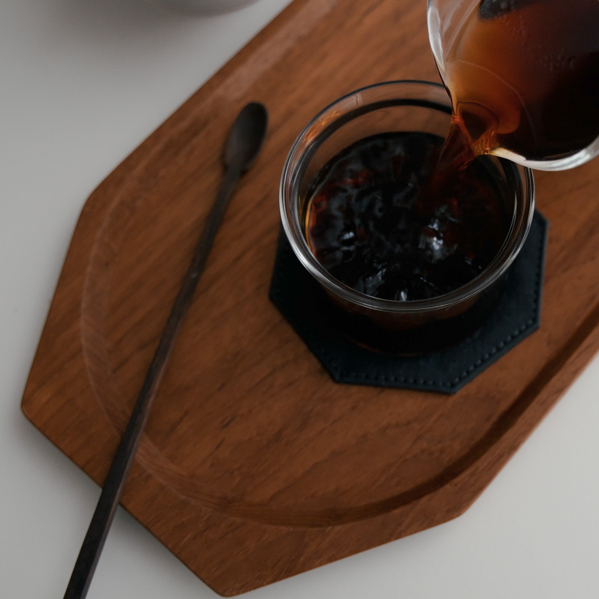 チークのトレイ – CAFICT